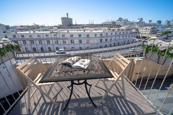 appartamento in vendita a Genova