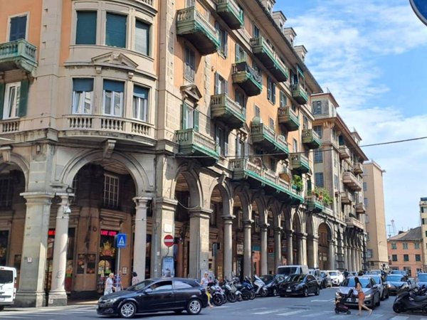 appartamento in vendita a Genova in zona Sampierdarena