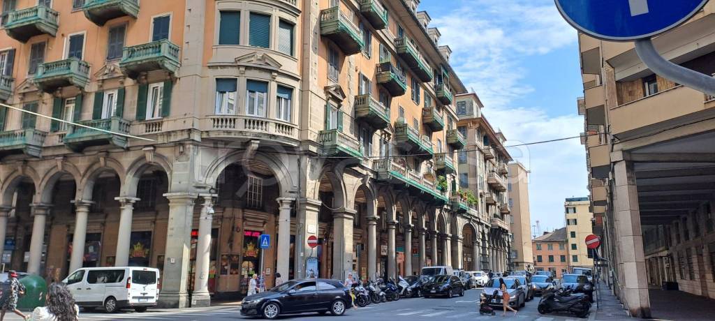 appartamento in vendita a Genova in zona Sampierdarena