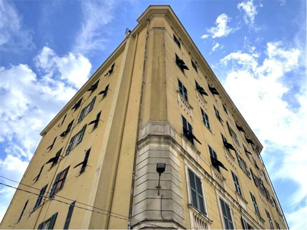 appartamento in vendita a Genova in zona Rivarolo