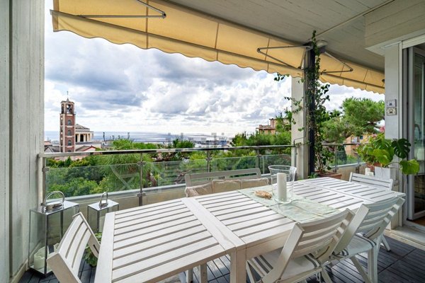 appartamento in vendita a Genova in zona Castelletto