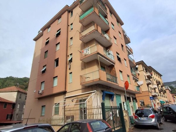 negozio in vendita a Genova in zona Molassana