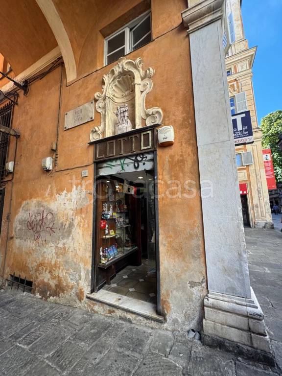 negozio in vendita a Genova in zona Sottoripa / Maddalena / Molo