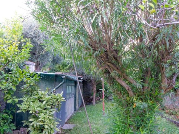 appartamento in vendita a Genova in zona Voltri