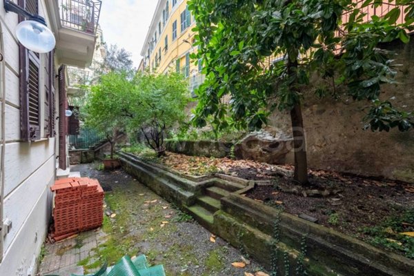 appartamento in vendita a Genova in zona Castelletto