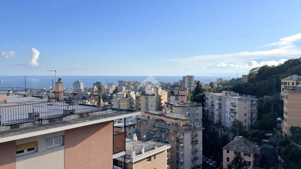 appartamento in vendita a Genova in zona San Teodoro