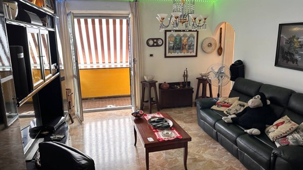 appartamento in vendita a Genova in zona Molassana