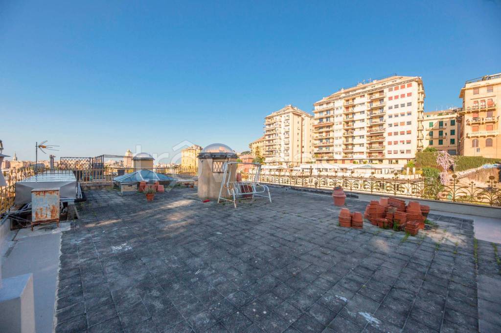 appartamento in vendita a Genova in zona Castelletto