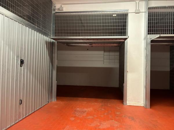 negozio in vendita a Genova in zona San Martino