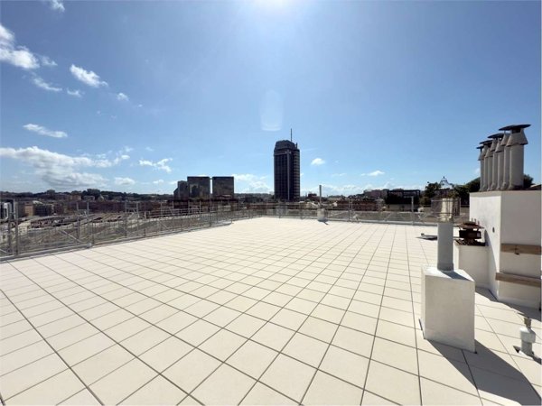 appartamento in vendita a Genova in zona San Vincenzo