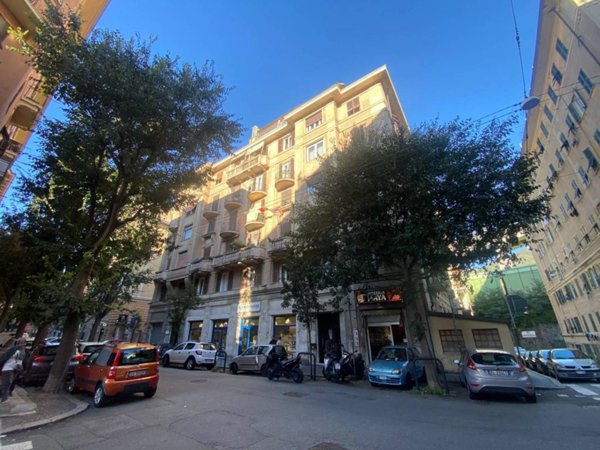 appartamento in vendita a Genova in zona Bolzaneto