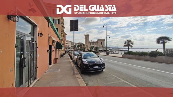negozio in vendita a Genova in zona Pegli