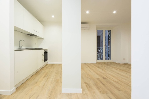 appartamento in vendita a Genova in zona Sottoripa / Maddalena / Molo