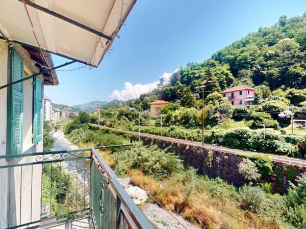appartamento in vendita a Genova in zona Pontedecimo