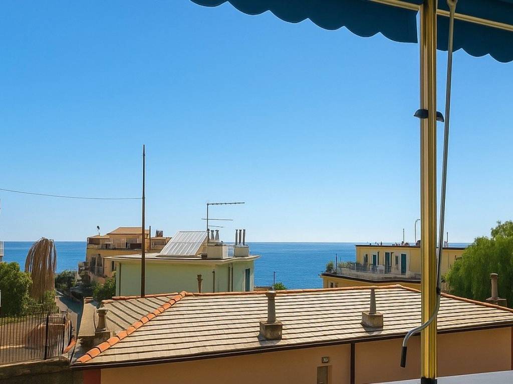appartamento in vendita a Genova in zona Nervi