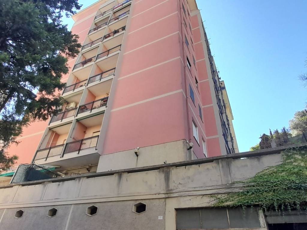 appartamento in vendita a Genova in zona Sampierdarena