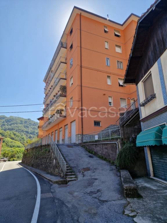 appartamento in vendita a Genova in zona Pontedecimo
