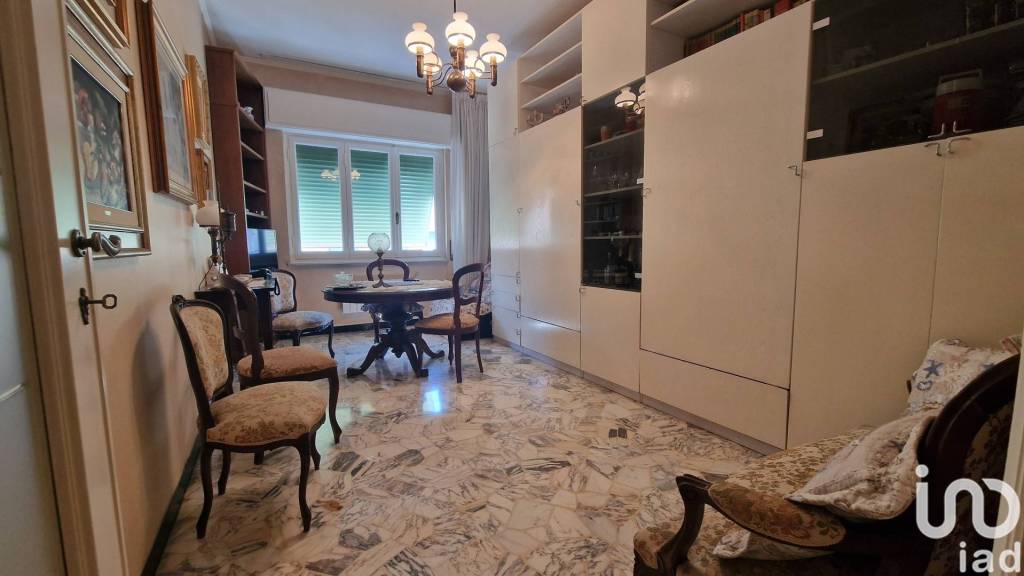 appartamento in vendita a Genova in zona Quezzi