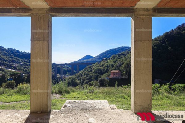 casa indipendente in vendita a Genova in zona Voltri