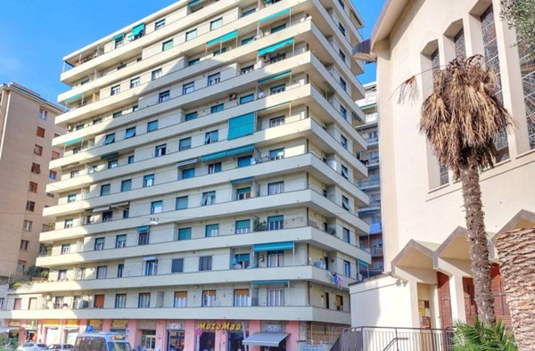 appartamento in vendita a Genova in zona Sampierdarena