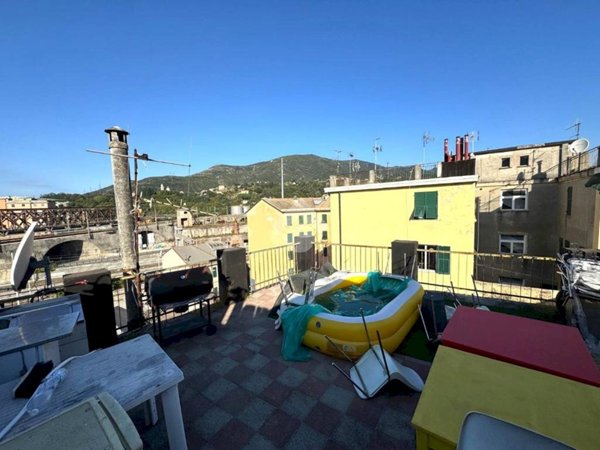 appartamento in vendita a Genova in zona Rivarolo