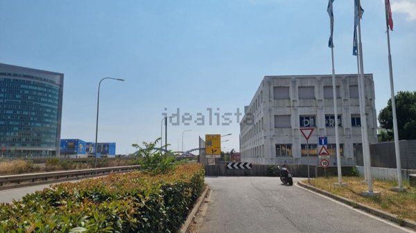 ufficio in vendita a Genova in zona Centro Storico