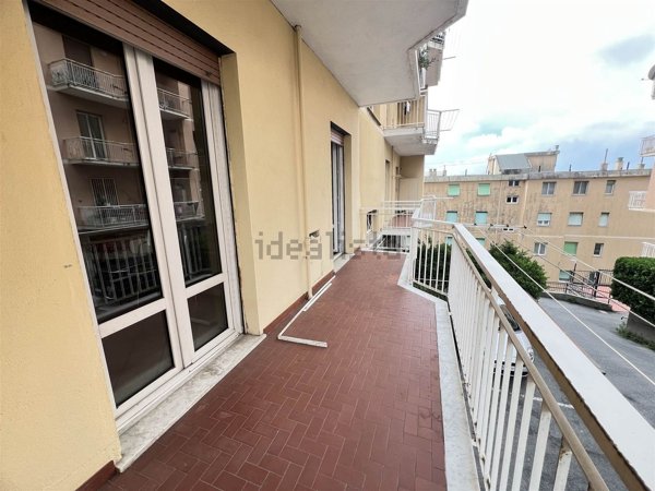appartamento in vendita a Genova in zona Bolzaneto