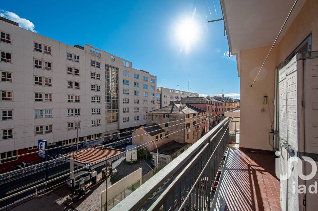 appartamento in vendita a Genova in zona Marassi