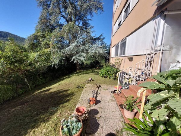 appartamento in vendita a Genova in zona Molassana