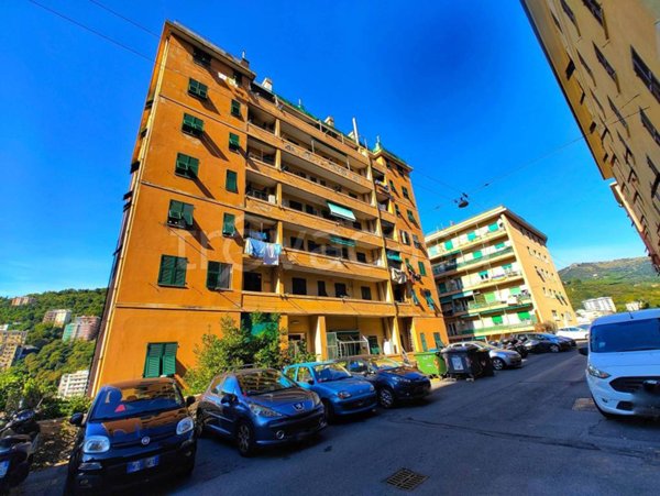 appartamento in vendita a Genova in zona Marassi