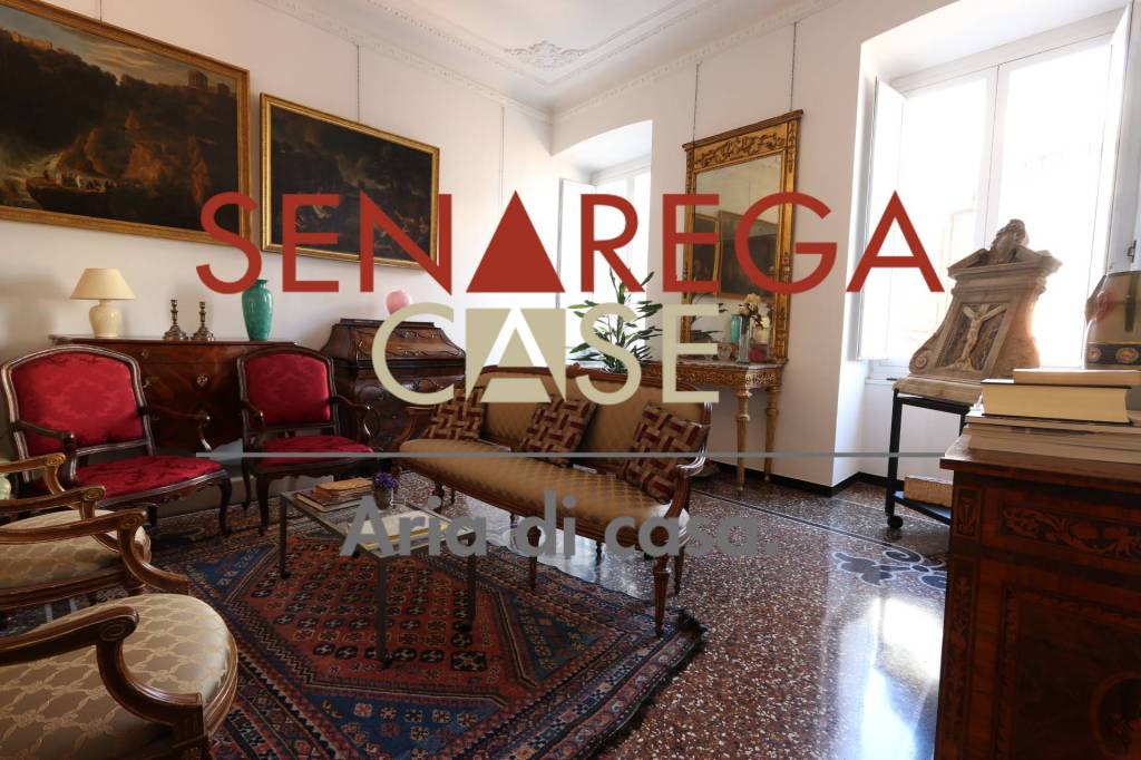appartamento in vendita a Genova in zona Carignano