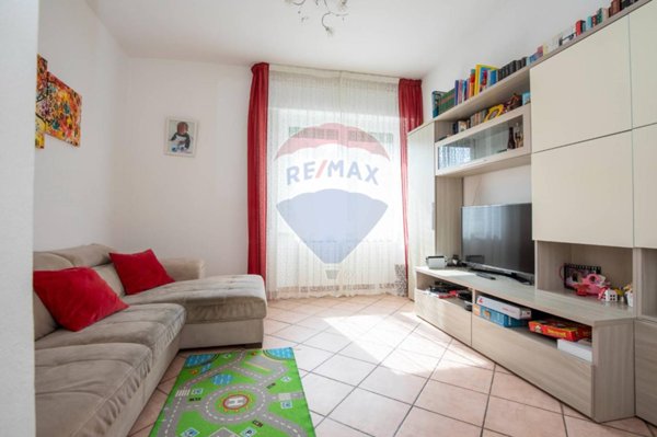 appartamento in vendita a Genova in zona Pontedecimo