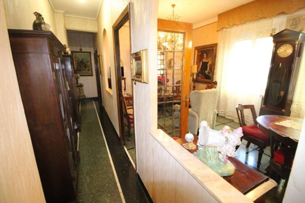 appartamento in vendita a Genova in zona Palmaro / Pra'