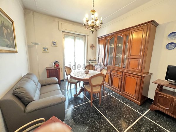 appartamento in vendita a Genova in zona Bolzaneto