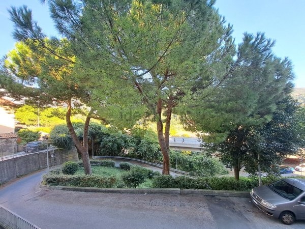 appartamento in vendita a Genova in zona Rivarolo