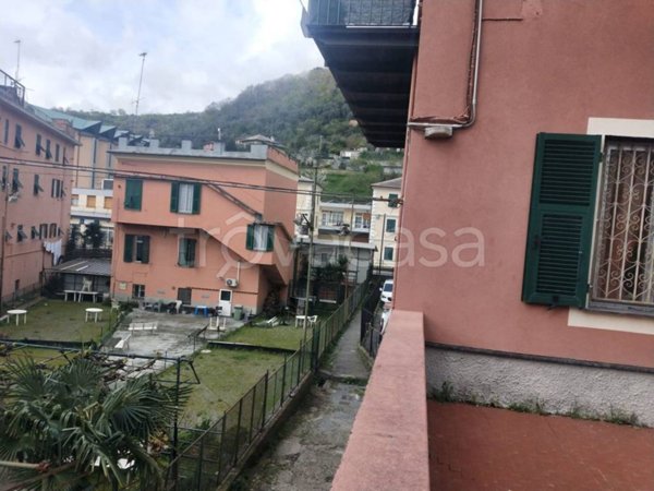 appartamento in vendita a Genova in zona Molassana