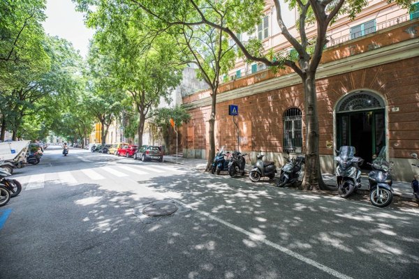 appartamento in vendita a Genova in zona Castelletto