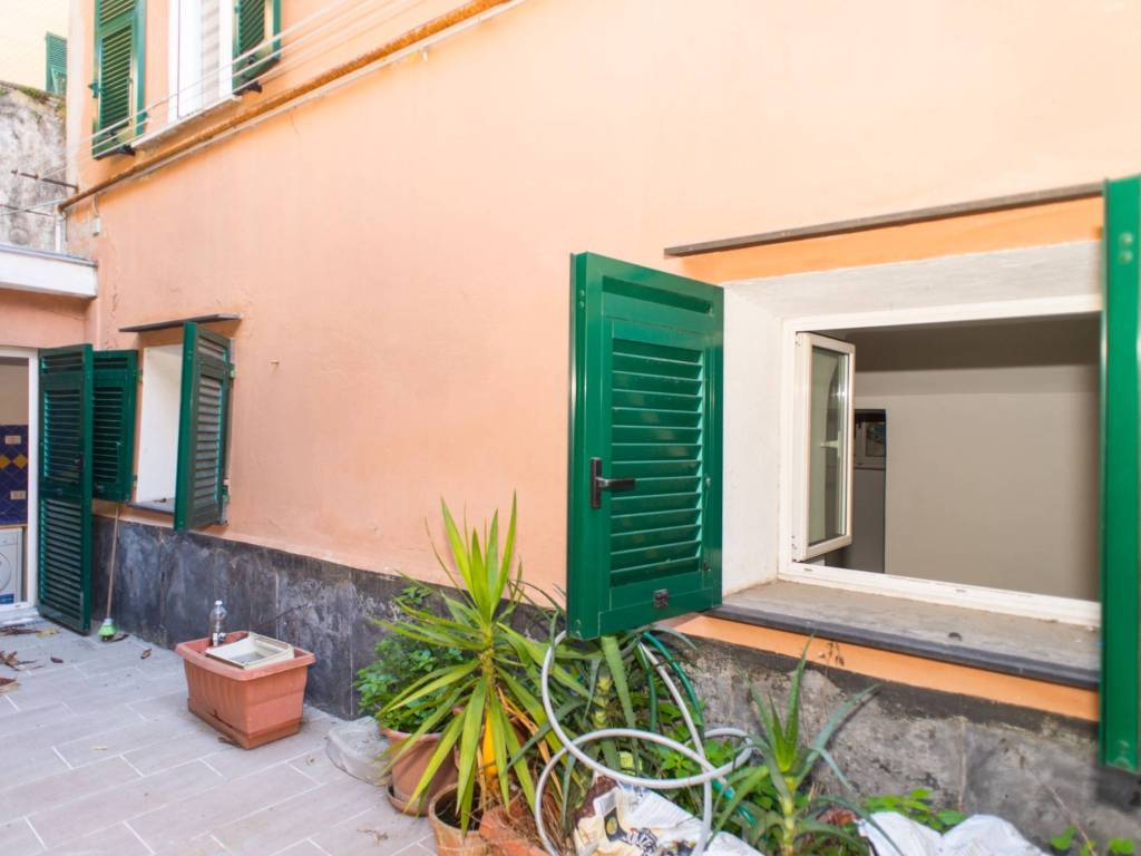 appartamento in vendita a Genova in zona Castelletto