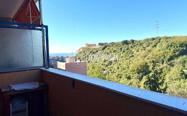 appartamento in vendita a Genova in zona Lagaccio / Granarolo