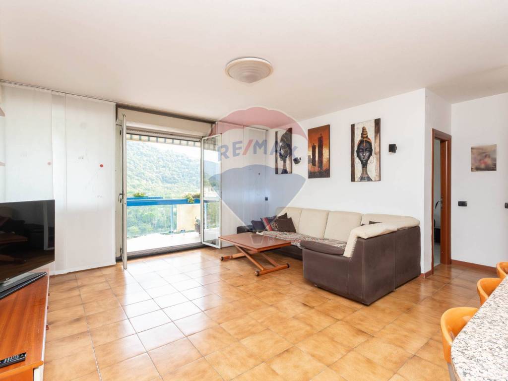 appartamento in vendita a Genova in zona San Gottardo/Sant'Eusebio