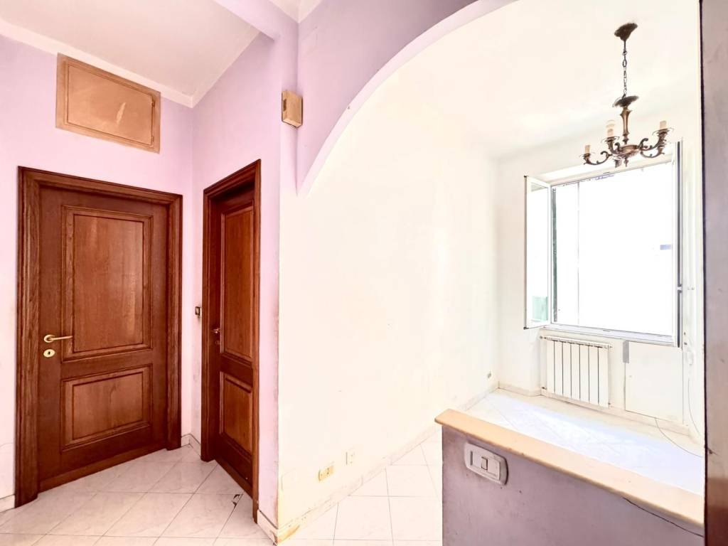 appartamento in vendita a Genova in zona Certosa