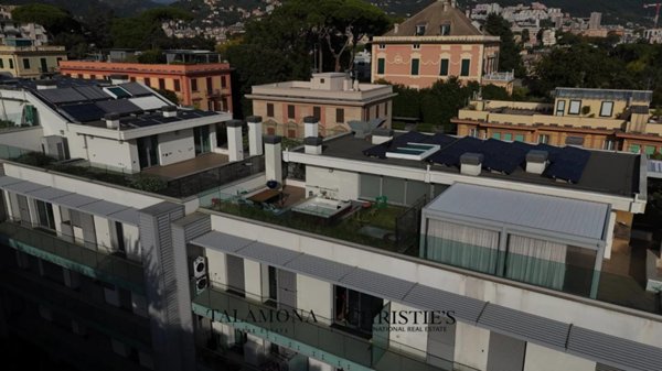 appartamento in vendita a Genova in zona Albaro
