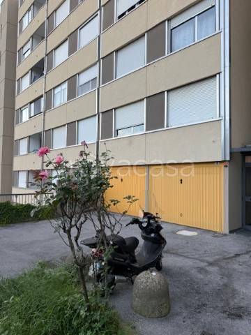 appartamento in vendita a Genova in zona Rivarolo