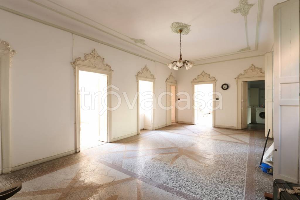 appartamento in vendita a Genova in zona Lagaccio / Granarolo