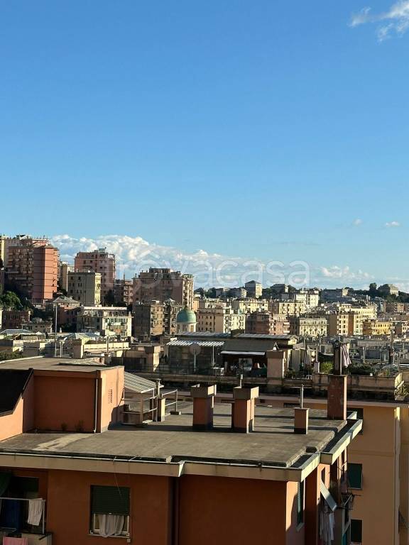 appartamento in vendita a Genova in zona Marassi