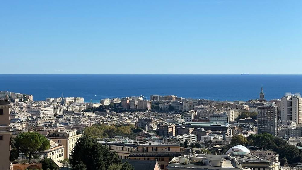 appartamento in vendita a Genova in zona Castelletto