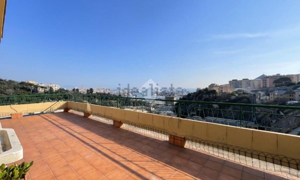 appartamento in vendita a Genova in zona DiNegro