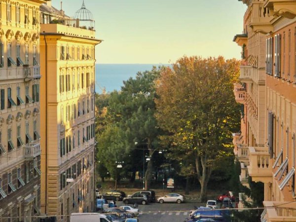 appartamento in vendita a Genova in zona Castelletto