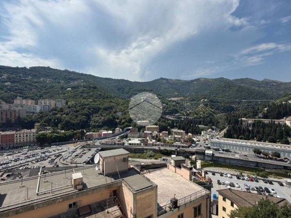 appartamento in vendita a Genova in zona Marassi