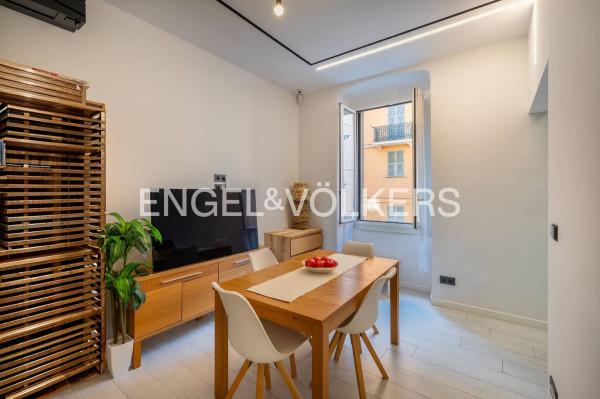 appartamento in vendita a Genova in zona Foce